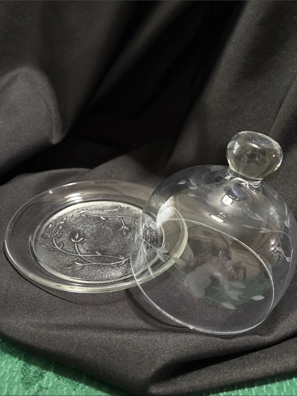 Princess House Heritage crystal round butter dish with dome lid